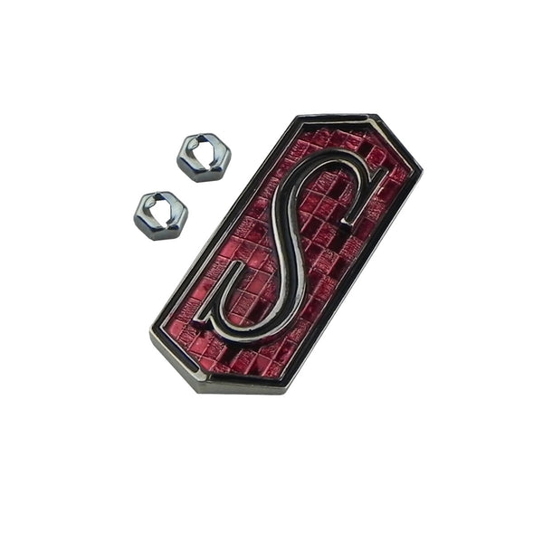 1971-72 Oldsmobile Cutlass S, 1972 442 Red S Door Panel Emblem
