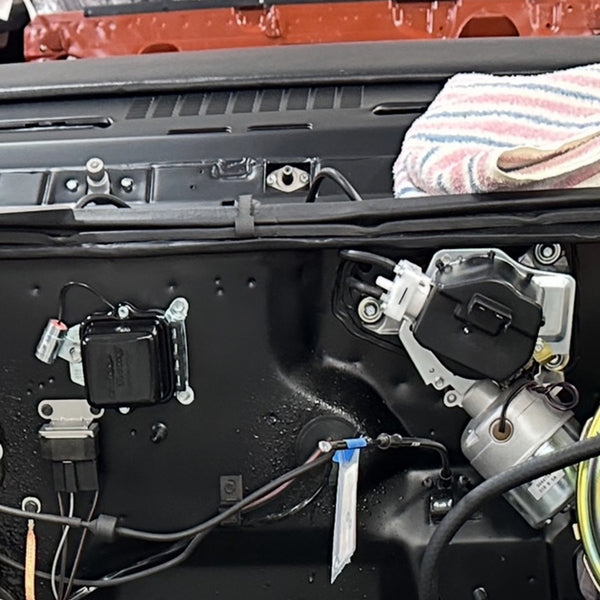 1970-72 GM Car Truck Winshield Antenna Wire Gasket 1pc